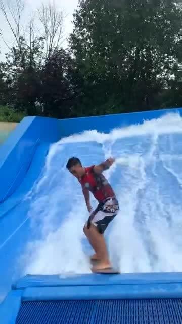 手机游戏