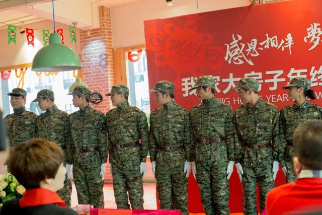 这是警察