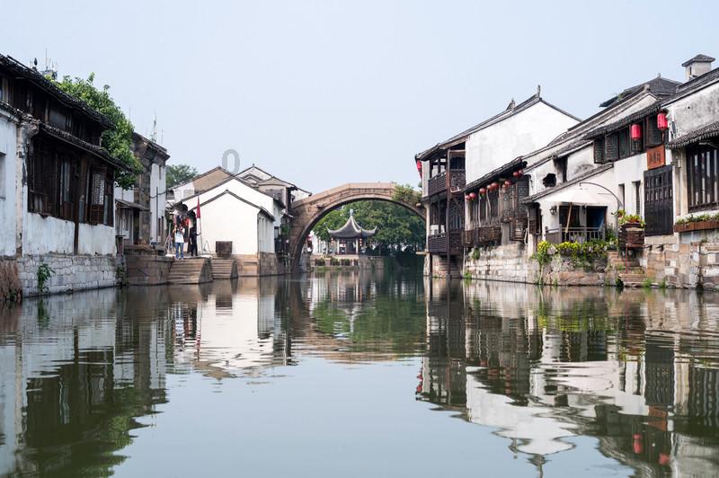 红楼梦朝代背景是哪个朝代游戏画面
