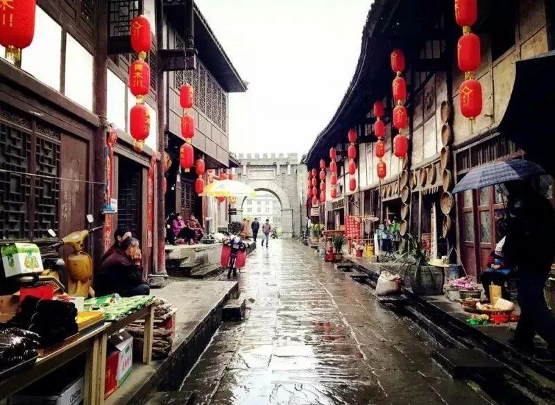 抚远生态环境局开展机动车排气污染路检联合执法行动