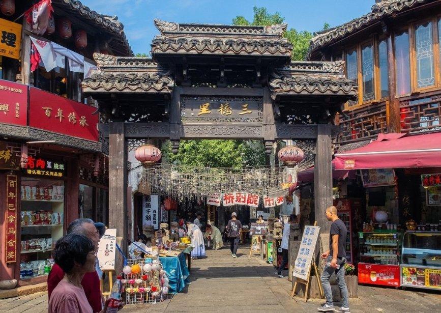 汽车美容装潢工如何考取证书?考证的流程是?就业的方向是?薪资如何